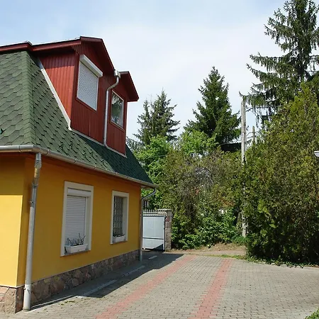 Valentina Apartmanhaz *