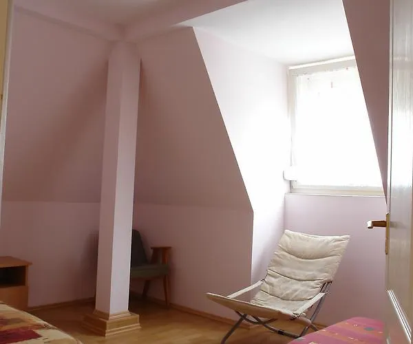 Valentina Apartmanhaz *