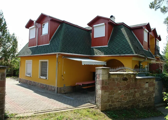 Valentina Apartmanhaz *