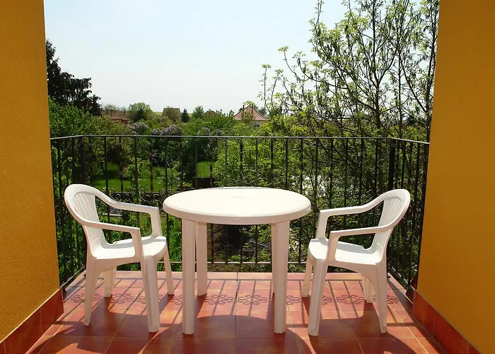 Valentina Apartmanhaz Lägenhet *